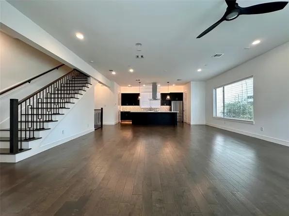 5707 Maxie St, Houston, TX 77007