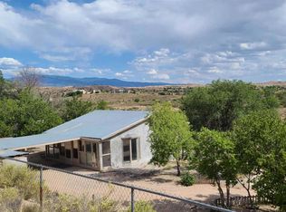 10 Blackberry Ln, Espanola, NM 87532
