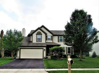 1368 Westwood Dr, Lewis Center, OH