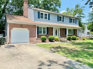 5 Kathy Dr, Poquoson, VA 23662