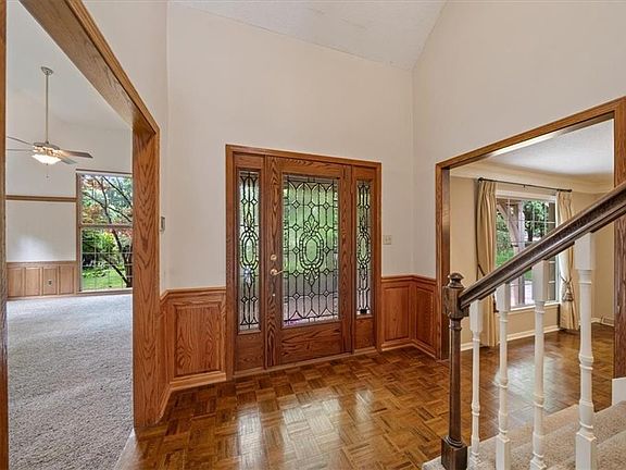 5th image of 2326 W 95th St
