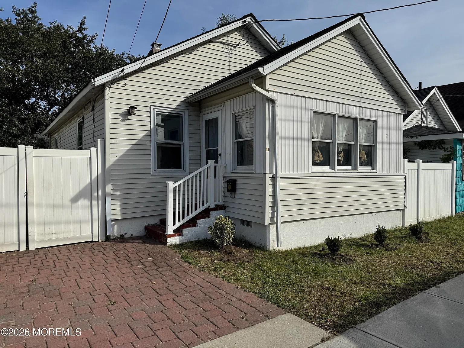 2 bed, $2,800 — Photo 1
