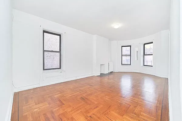 Rented by Living New York | media 1