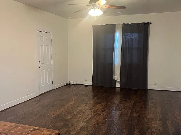 1407 E St — Photo 5