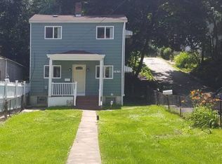 3679 Baytree St, Pittsburgh, PA 15214