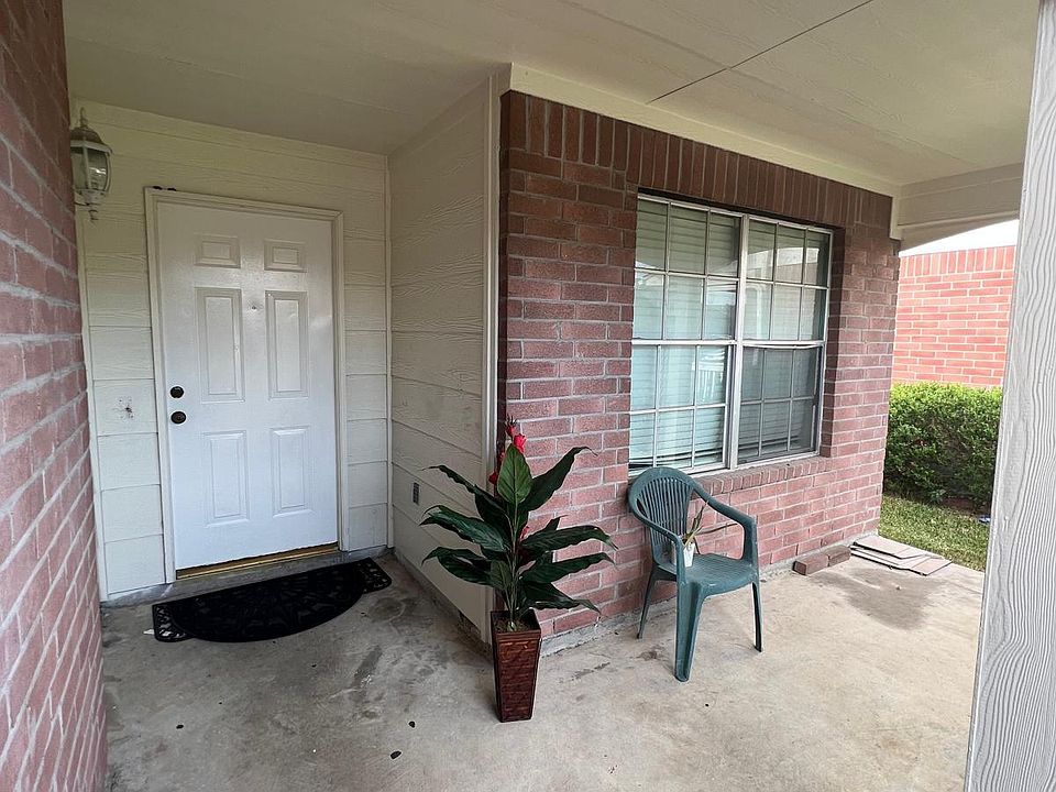 1st image of 13518 Venice Villa Ln