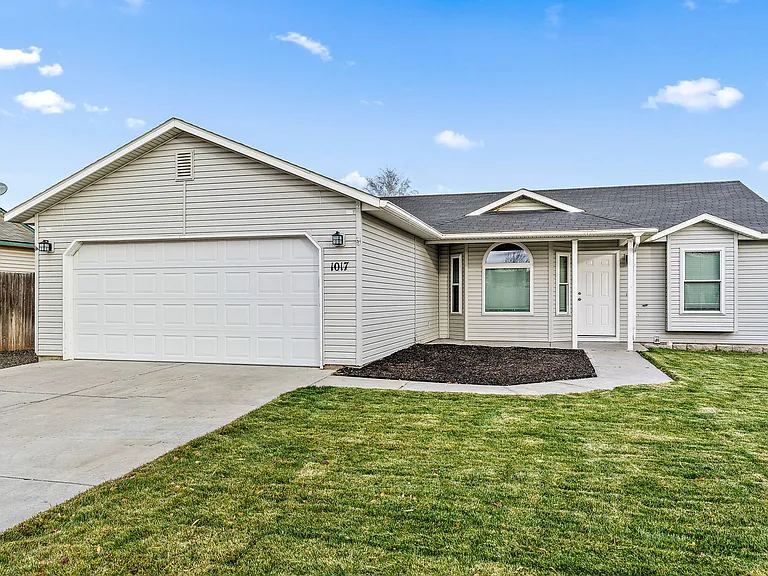 1017 Fox Brush St — Photo 1