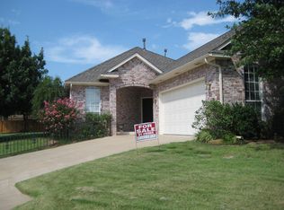 953 Heather Glen Dr, Norman, OK 73072