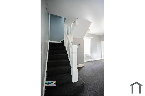 Building Photo - 2824 Belmont Ave