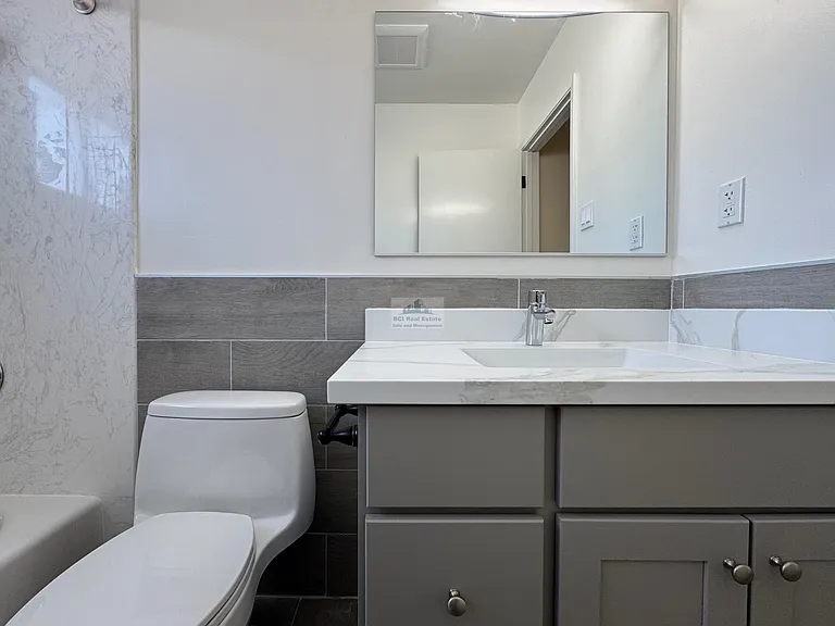 900 Rivera St #6 — Photo 22