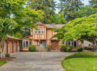 8826 Lake Steilacoom Point Rd SW, Lakewood, WA