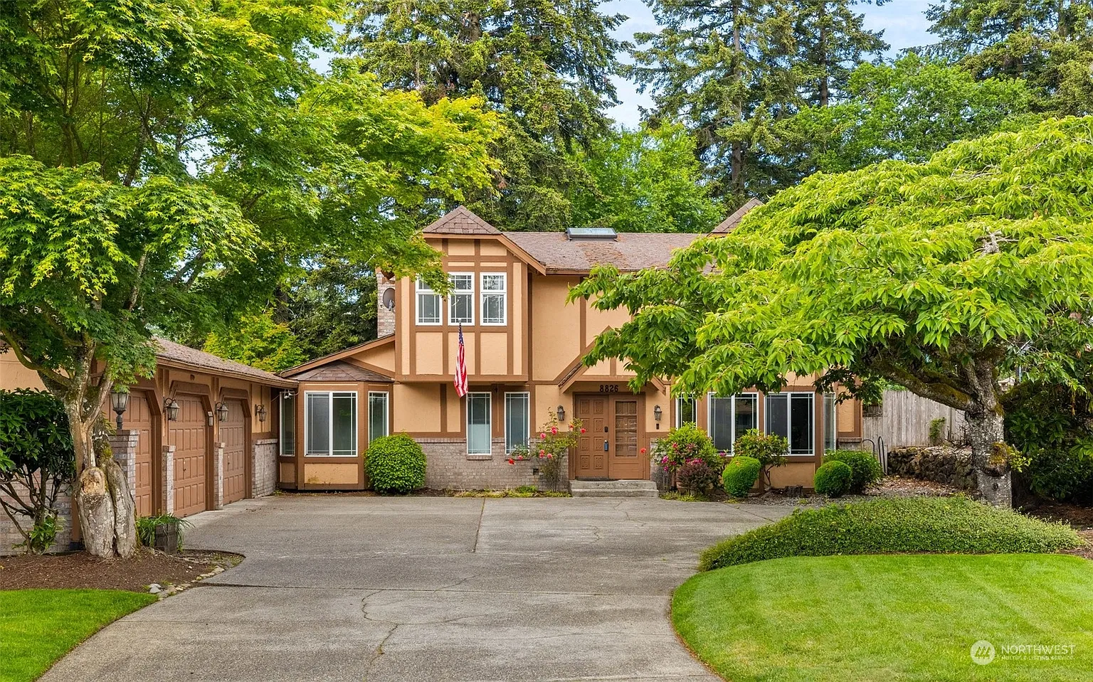 8826 Lake Steilacoom Pt Road SW photo 1