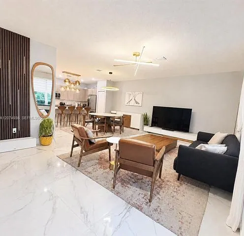 3 bed, 2.5 bath, $4,200 — Photo 1