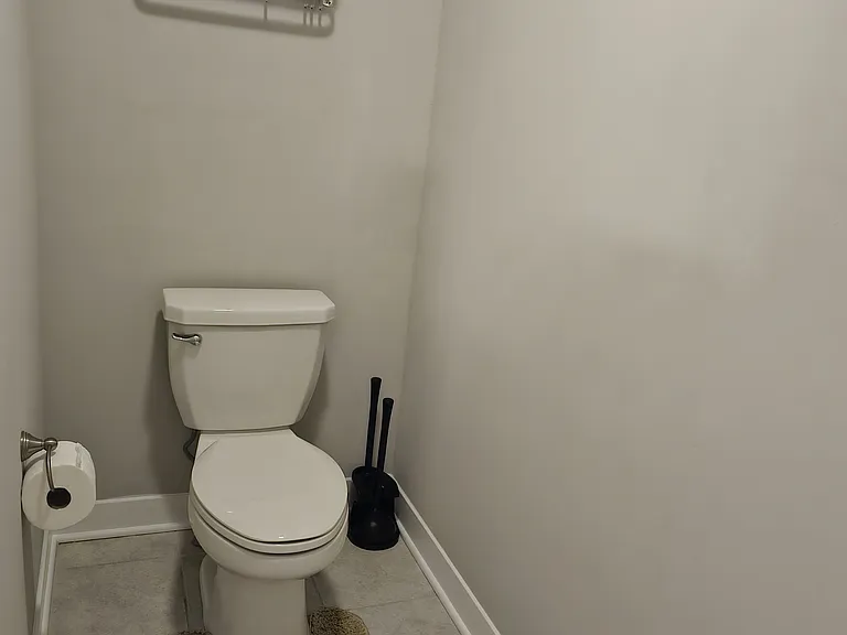 3131 Kent Dr — Photo 25