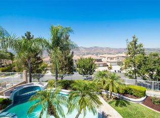 400 S Beechtree Ct, Anaheim, CA 92808