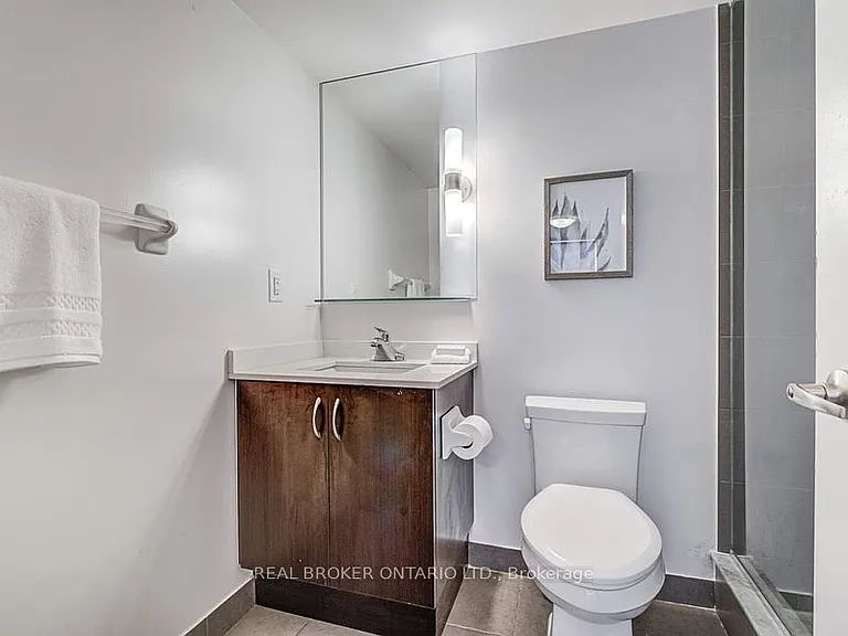 320 Richmond St E #UPH13 — Photo 17
