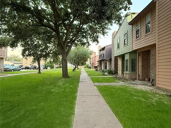 2nd image of 2809 Saint Joseph St APT L