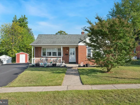 3 Franklin Getz Dr, Broomall, PA 19008