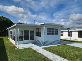 37140 Sandra Ave, Zephyrhills, FL 33542