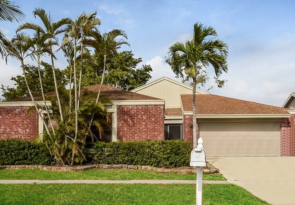 21428 Summertrace Cir