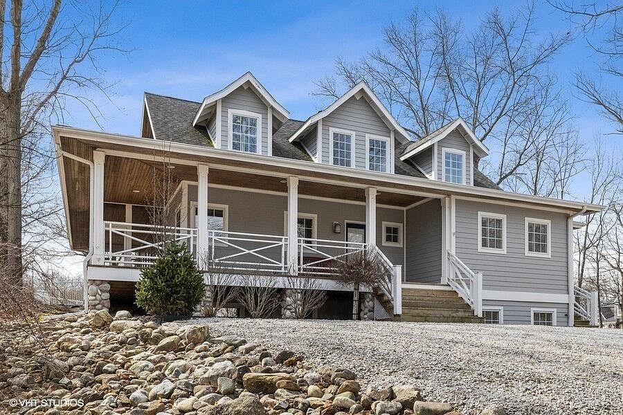 1st image of 18763 Leonard Ct