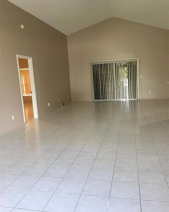 2nd image of 5225 NW Eton Ct