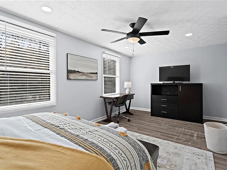 1858 Shenandoah Valley Ln SE — Photo 30