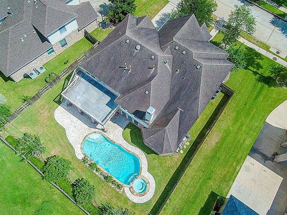 2nd image of 2815 Taylorcrest
