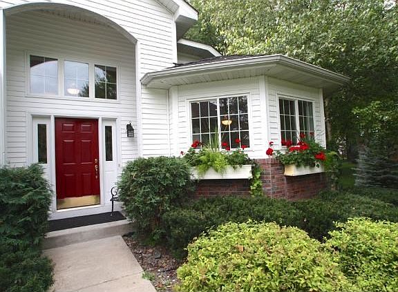 3rd image of 9446 Dunkirk St NE