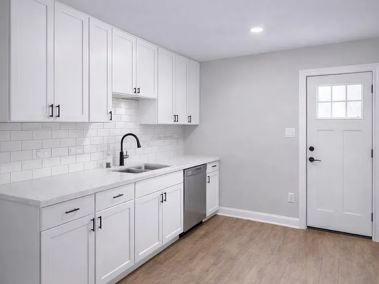 1410 Market St — Photo 2