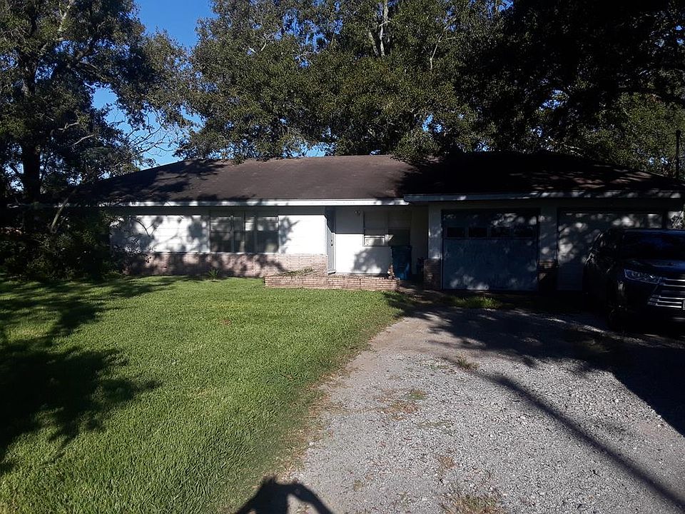 1st image of 8402 N Killarney Dr