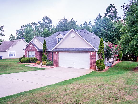 2nd image of 137 Windy Cir