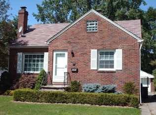 4391 Prasse Rd, South Euclid, OH 44121