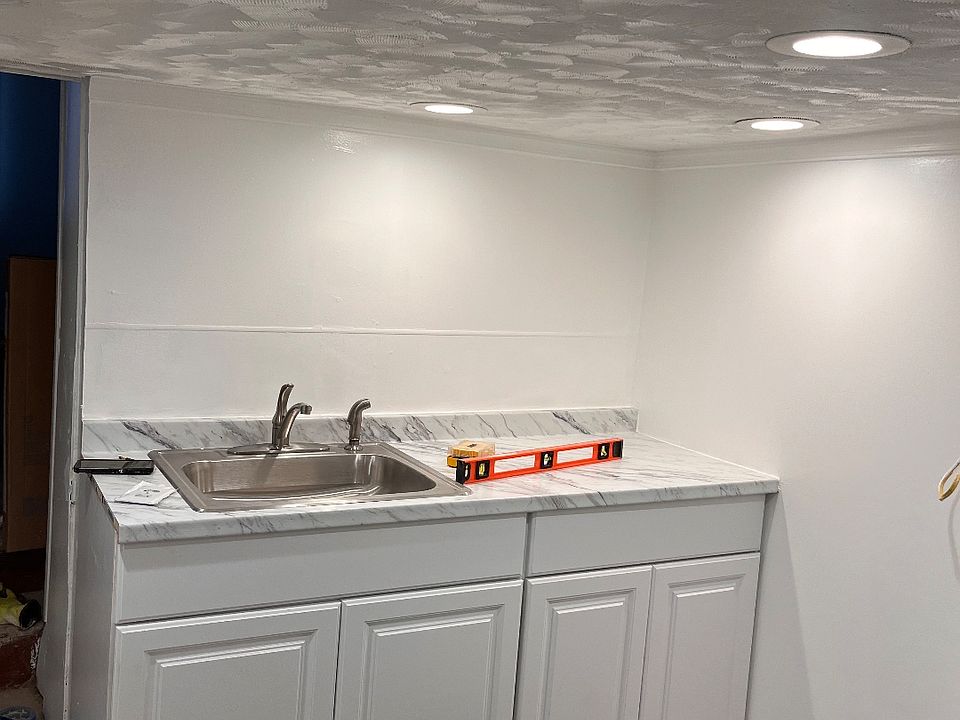 1st image of 207 Eastern Blvd APT B