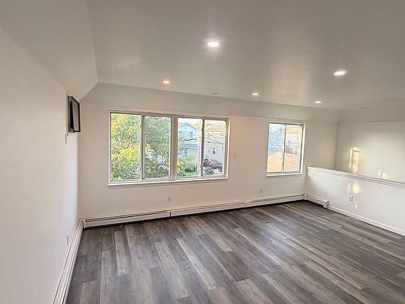 5th image of 6235 Burchell Rd #2