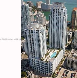 1050 Brickell Ave APT 2514, Miami, FL, 33131