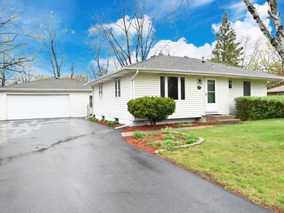 5933 Cavell Ave N, New Hope, MN, 55428