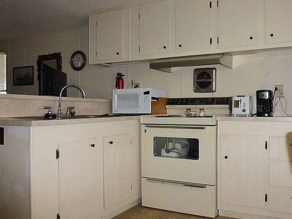 4th image of 2311 W 16th Ave Lot 298