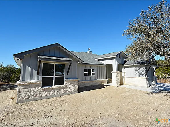 1050 Madrone Rd, Fischer, TX 78623