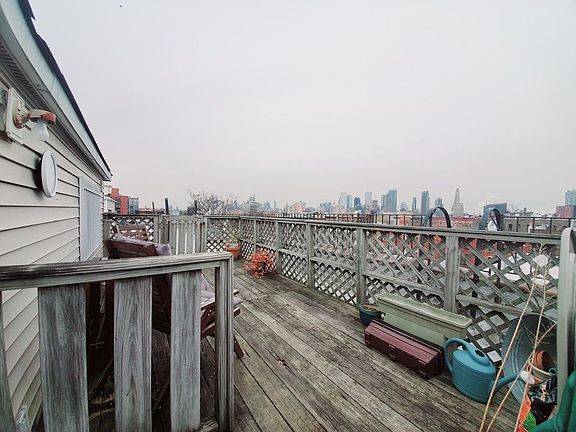 3rd image of 325 1st St #D8