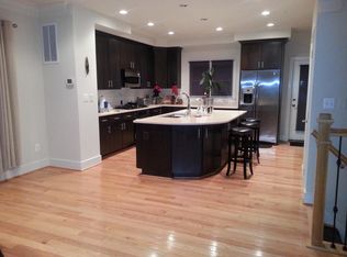 4152 Rush St, Fairfax, VA 22033