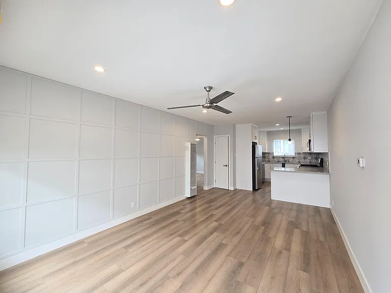 644 Pier Ave #1 — Photo 6