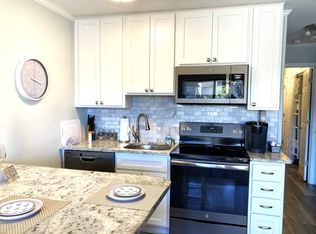 40 Folly Field Rd APT C242, Hilton Head Island, SC 29928