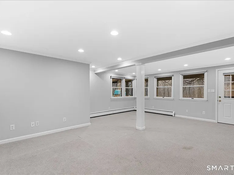 116 Scarlet Oak Dr — Photo 33