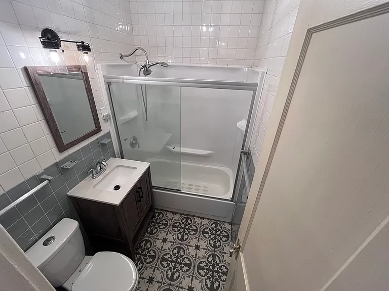1769 Crump Ave — Photo 9