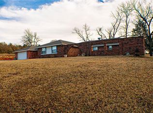 9110 E Post Oak Rd, Noble, OK 73068