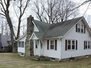 233 Varro Rd, Yorktown Heights, NY 10598