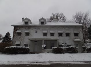 832 W 8th St APT 2, Davenport, IA