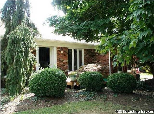 1st image of 460 Twin Oaks Dr