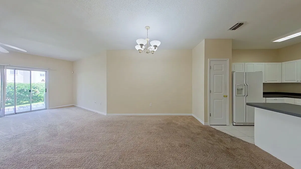 7244 Grimms Landing — Photo 2